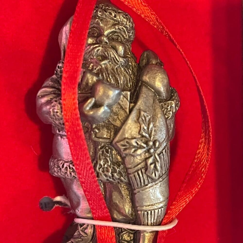 Wallace Silversmiths pewter christmas ornament Santa with stocking mini bell